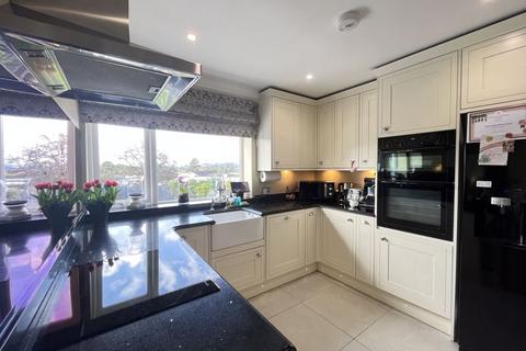 12 Downs View, Aberthin, Cowbridge, CF71 7HF