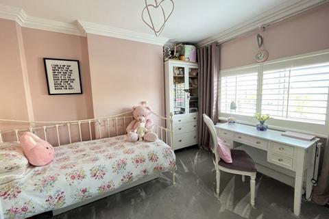 12 Downs View, Aberthin, Cowbridge, CF71 7HF