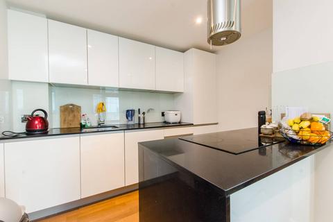 2 bedroom flat to rent, Whitechapel High Street, Aldgate, London, E1