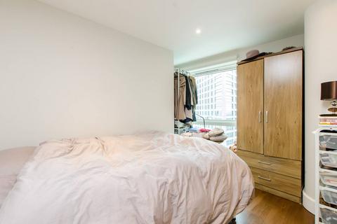 2 bedroom flat to rent, Whitechapel High Street, Aldgate, London, E1