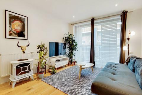 1 bedroom flat to rent, Bow Common Lane, Bow, London, E3