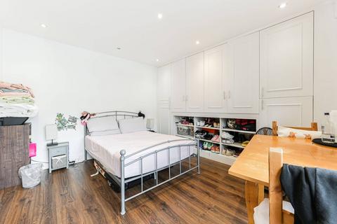 Studio for sale, Courtfield Gardens, South Kensington, London, SW5