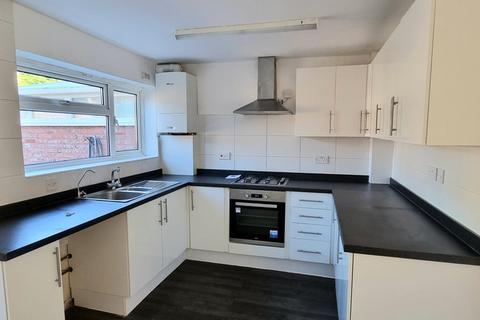 3 bedroom terraced house to rent, Green Drift, Royston SG8