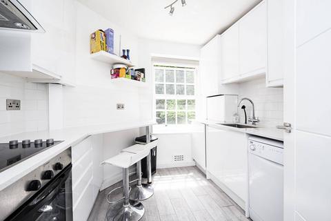 3 bedroom flat to rent, Corringham Road, Hampstead Garden Suburb, London, NW11