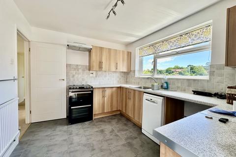 undefined, Hillview Road, Hythe