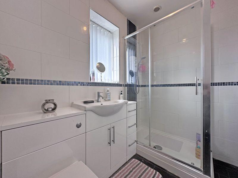 Family Shower Room