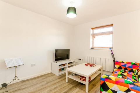 1 bedroom flat to rent, Courcy Road, N8, Wood Green, London, N8