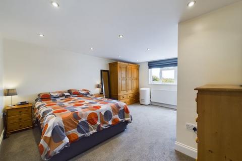 4 bedroom detached house for sale, Norton Road, Tostock