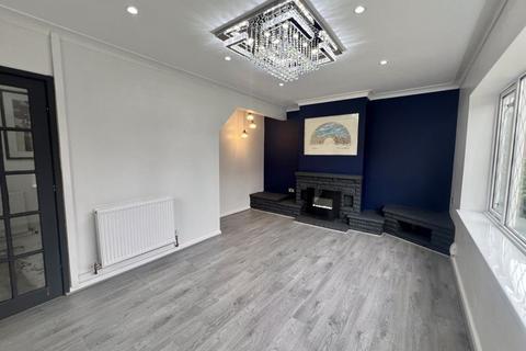 4 Stone Avenue, Sutton Coldfield, B75 7LP