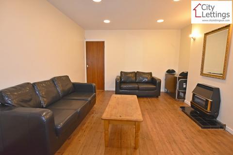 2 bedroom apartment to rent, 3 Bronte Court