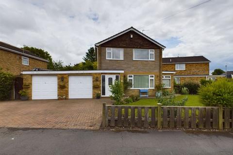 3 bedroom detached house for sale, 2 Anthony Crescent, Louth