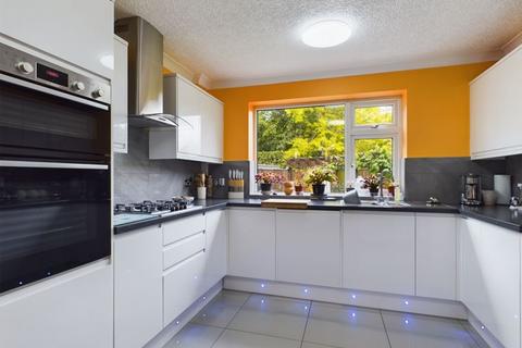 2 Anthony Crescent, Louth, LN11 0AY