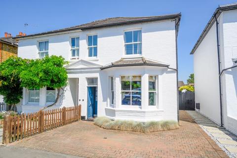 4 bedroom semi-detached house for sale, Thames Street, Walton-on-Thames