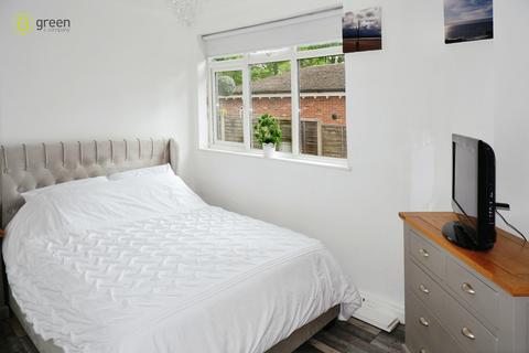 Flat 2, 21 Anchorage Road, Sutton Coldfield, B74 2PJ
