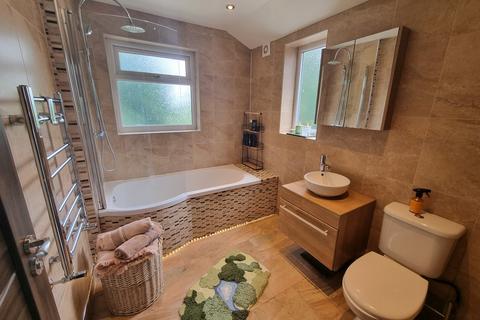 25 Cranfield Grove, Yardley, Birmingham, B26 2LR