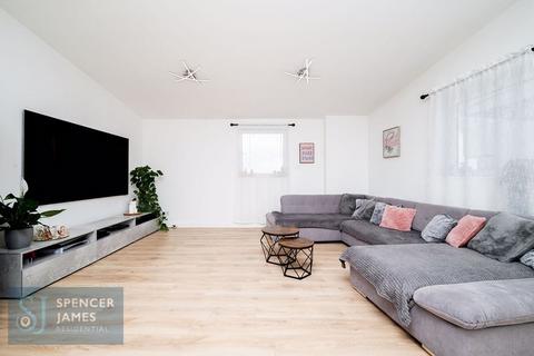 2 bedroom apartment for sale, Inverness Mews, Galleons Lock, E16