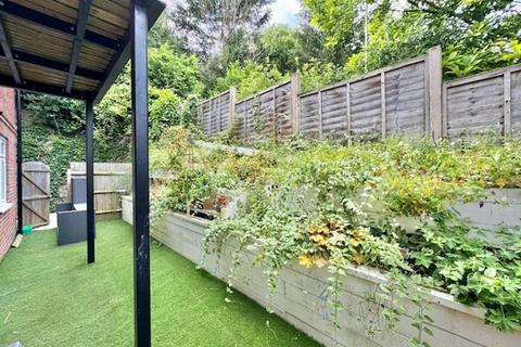 26 Compton Road, Wooburn Green, High Wycombe, HP10 0AW