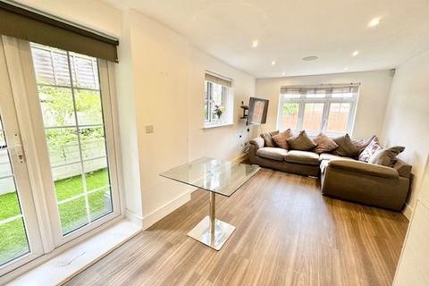 26 Compton Road, Wooburn Green, High Wycombe, HP10 0AW