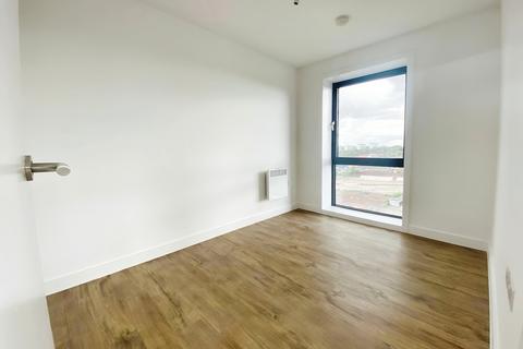 2 bedroom apartment to rent, Phoenix, Saxton Lane