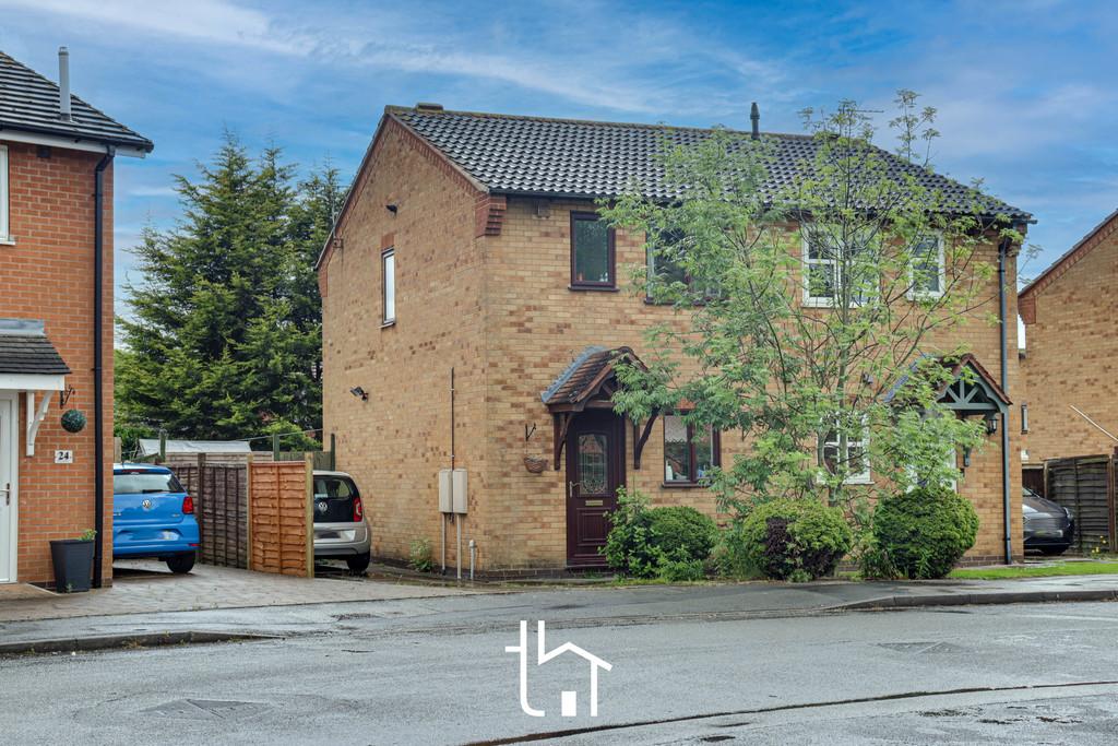 Kinross Way, Hinckley LE10 2 bed semidetached house £900 pcm (£208 pw)