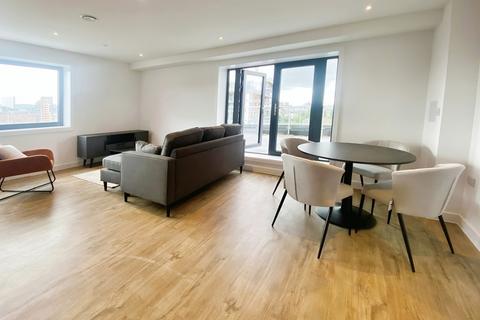 2 bedroom apartment to rent, Phoenix, Saxton Lane