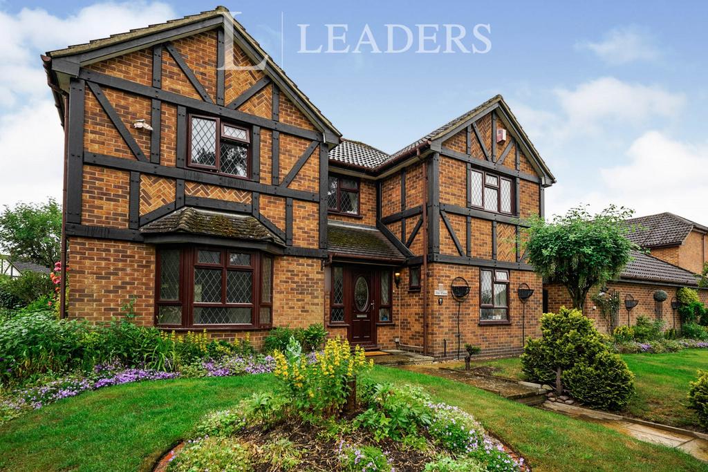 Charlton Kings, Cheltenham, GL52 4 bed detached house to rent £2,800