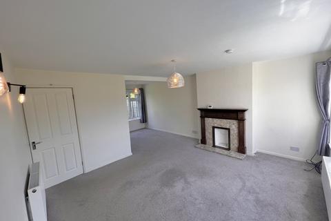 3 bedroom semi-detached house to rent, Melrose Close, Stamford