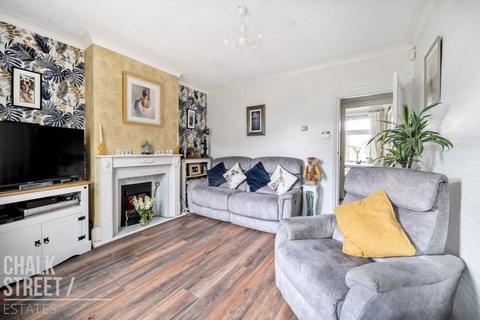 54 Salisbury Road, Romford, RM2 5TP