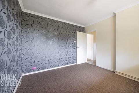 11 Bell Avenue, Romford, RM3 7DD