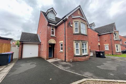 5 bedroom detached house to rent, Blyton Lane, Salford