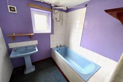 1 Bryn Goleu, Pentre Broughton, Wrexham, LL11 6HL