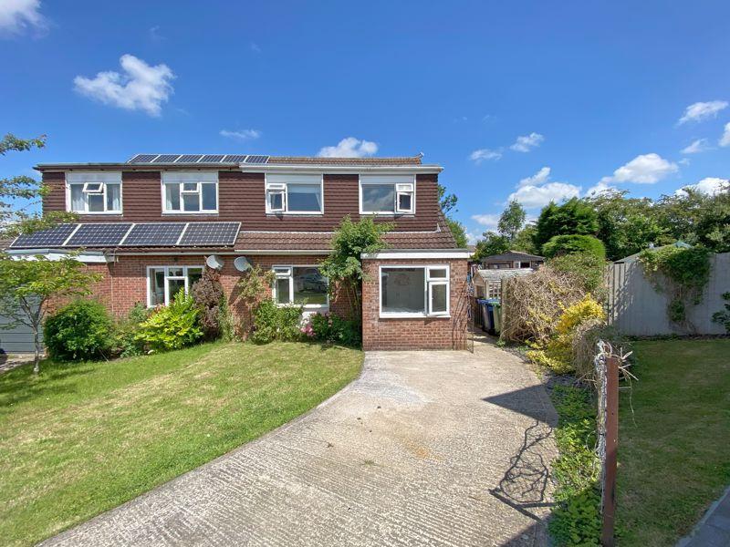 Kennel Lane, Brockworth, Gloucester 5 bed semidetached house for sale
