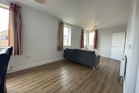 2 bedroom apartment to rent, Showground Close, Trumpington CB2