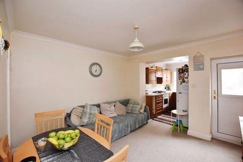 2 bedroom terraced house for sale, Highfield Road, Salisbury                                                                           *VIDEO TOUR*