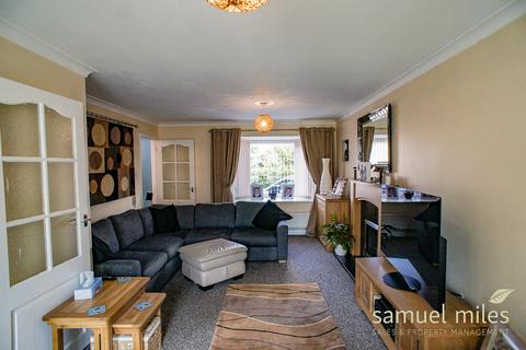 1 Chudleigh, Freshbrook, Swindon, SN5 8NQ