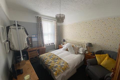 2 bedroom flat for sale, Hazeldene Road, Weston-super-Mare