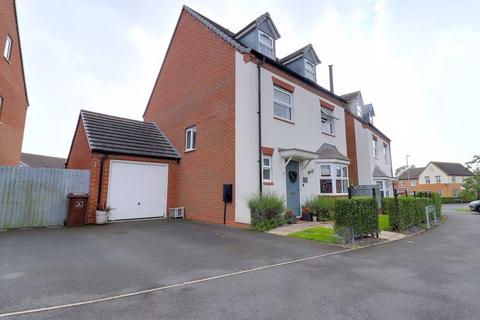 5 bedroom detached house for sale, Sandpiper Drive, Stafford ST16