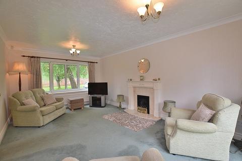 4 bedroom link detached house for sale, Park Chase, Hornby