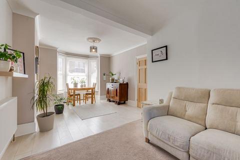 25 Springfield Road, Welling, DA16 1QN
