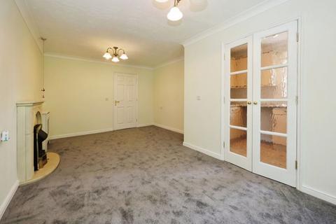 1 bedroom retirement property for sale, 77 Risbygate Street, Bury St Edmunds IP33