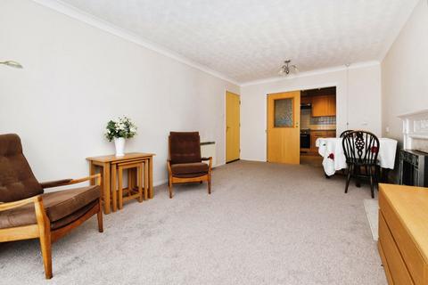 2 bedroom flat for sale, Godfreys Mews, Chelmsford CM2