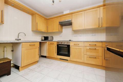 2 bedroom flat for sale, Godfreys Mews, Chelmsford CM2