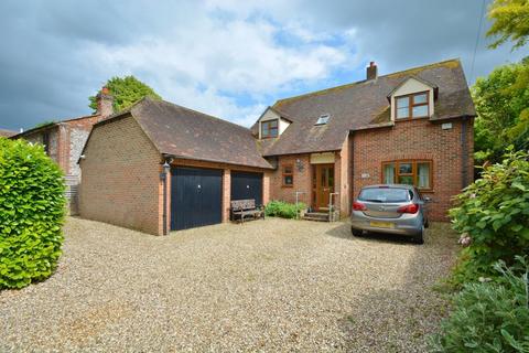 4 bedroom detached house for sale, High Street, Lewknor