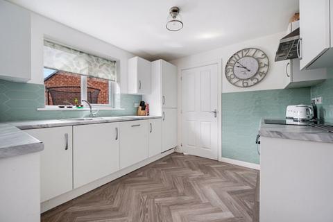 79 Fairway, Standish, Wigan, WN6 0UY