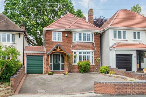 3 bedroom detached house for sale, Gorsey Lane, Cannock WS11