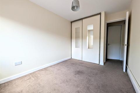 2 bedroom apartment to rent, Worple Road, London