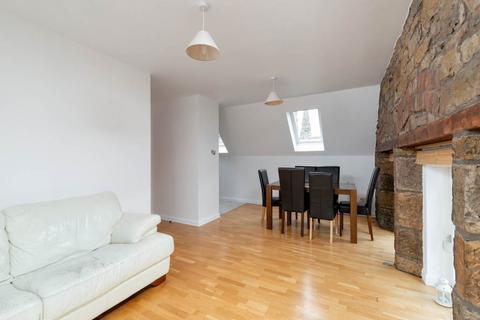 2 bedroom flat to rent, Rodney Street, Canonmills, Edinburgh
