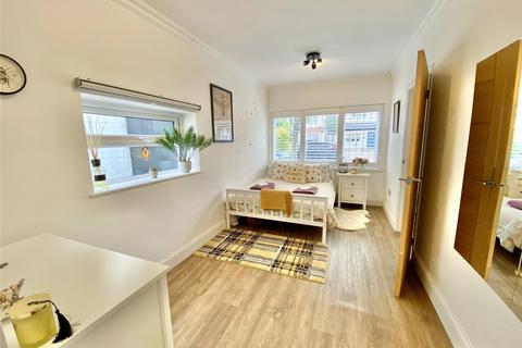15 Dene Avenue, Sidcup, DA15 9LD