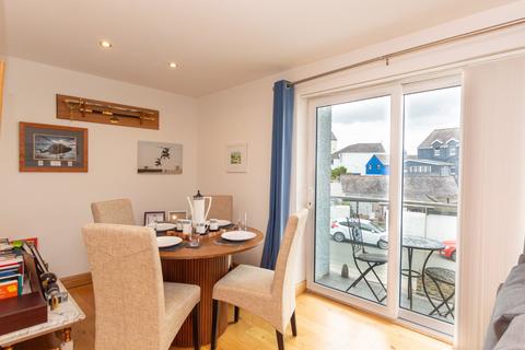 2 bedroom apartment for sale, Menai Quays, Menai Bridge, Isle of Anglesey, LL59