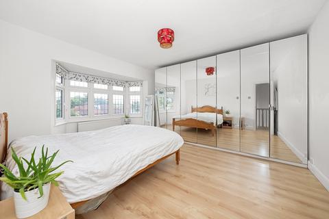 4 bedroom detached house for sale, Downsview Road, London, SE19